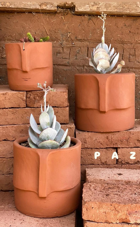 Macetero Carita Paz